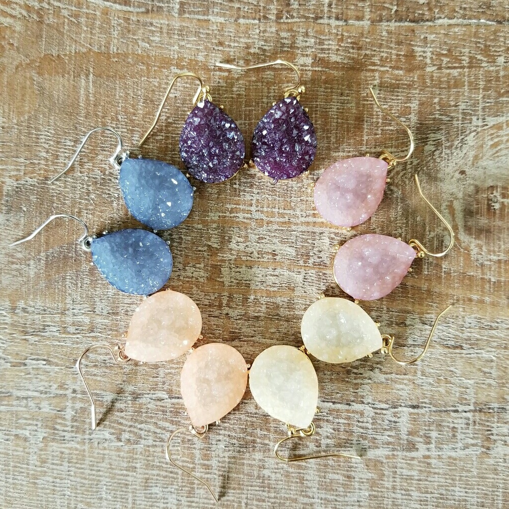 🥳HP🥳 Pear Shaped Druzy Drop Earring - Picture 1 of 7